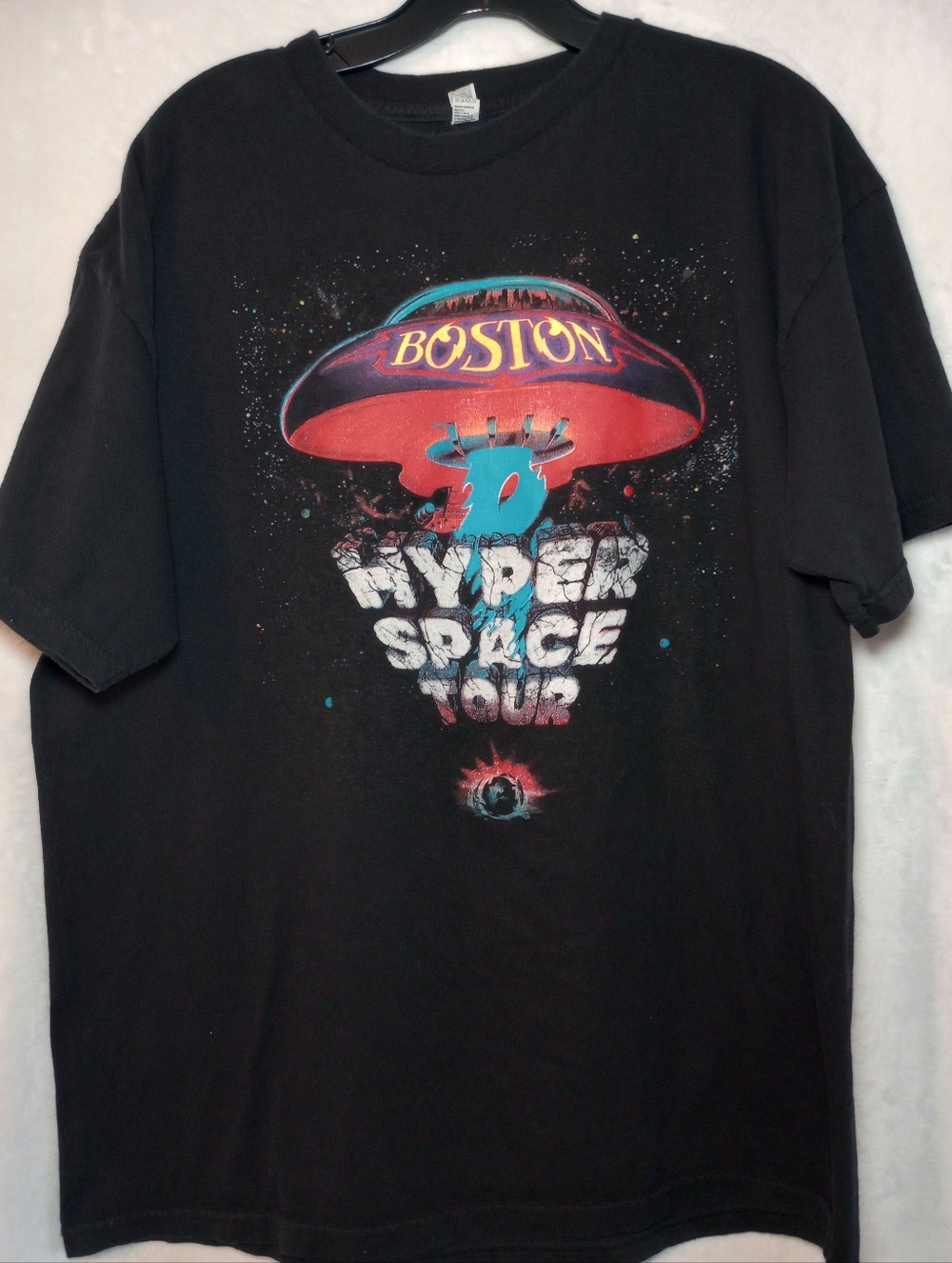 Boston Band Hyper Space Tour Concert Tee Shirt Vibrant Cover Art 2017 Rock Music